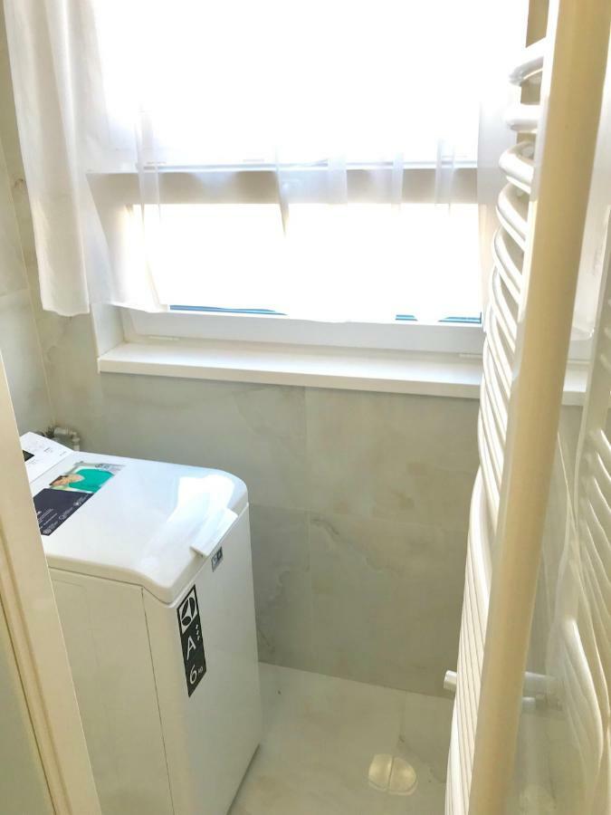 Ella Apartman Дебрецен Экстерьер фото