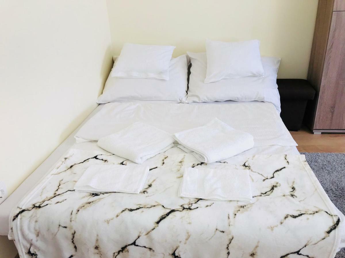 Ella Apartman Дебрецен Экстерьер фото