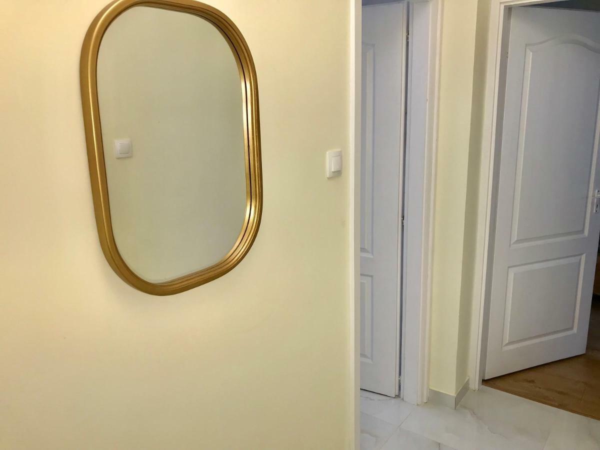 Ella Apartman Дебрецен Экстерьер фото